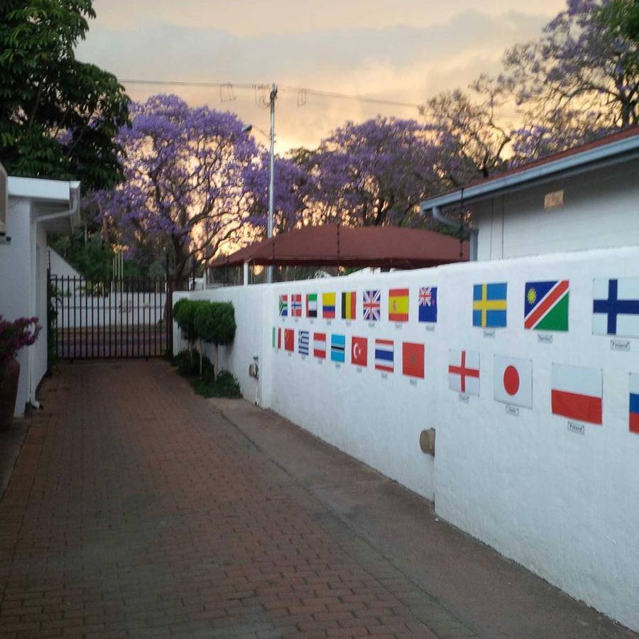 1322 Backpackers International Vandrehjem Pretoria-Noord Eksteriør billede